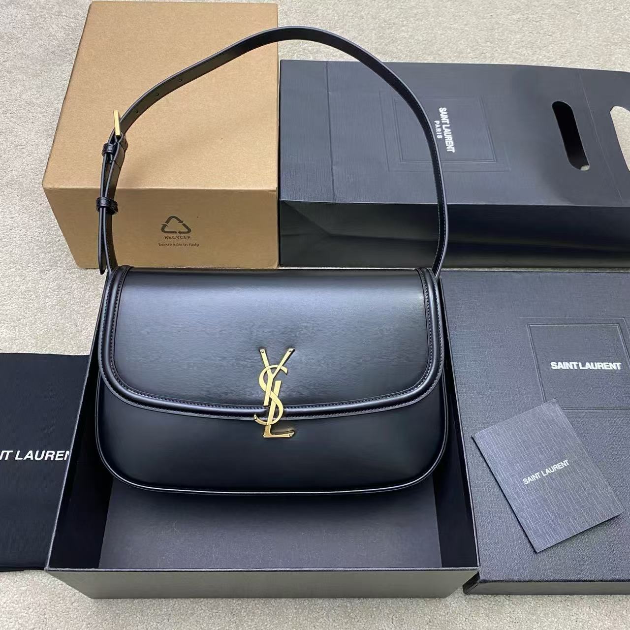 Smooth Flap Shoulder Bag