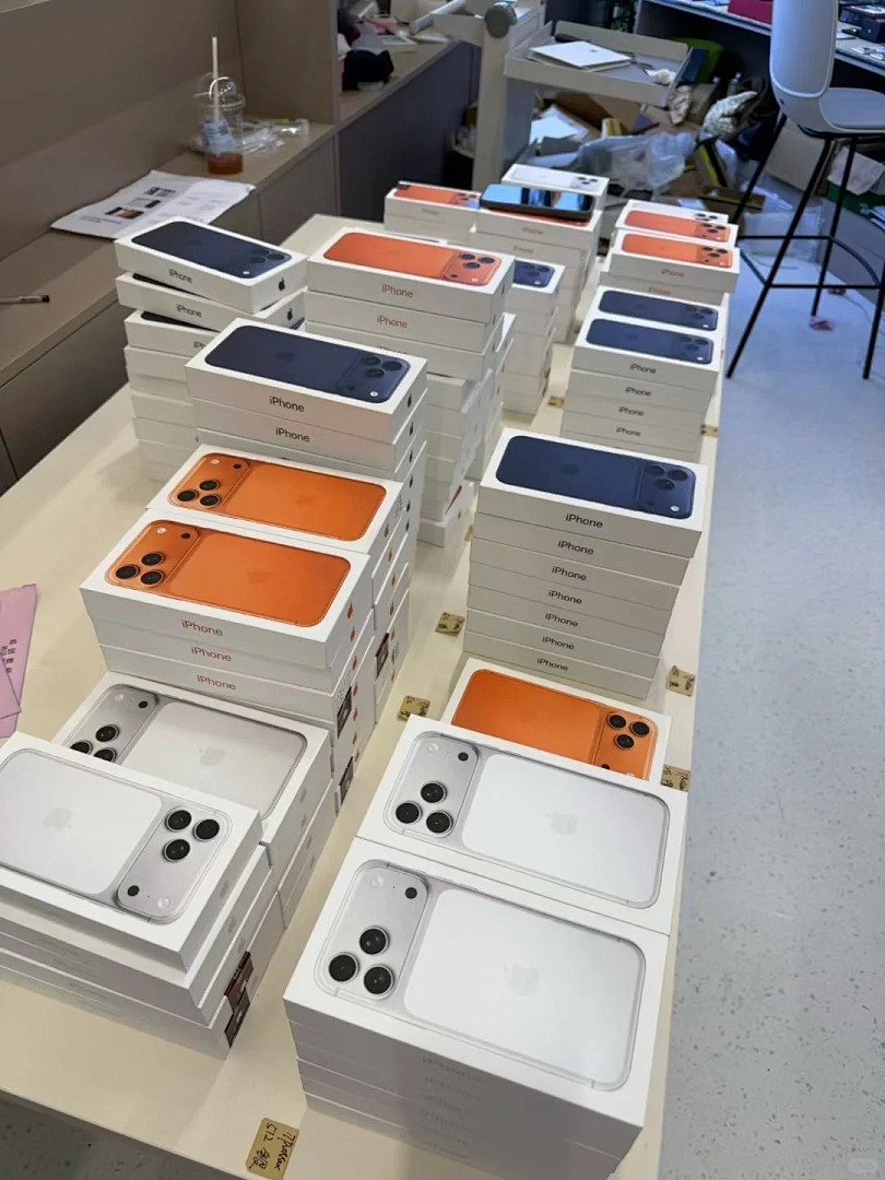 Apple iPhone Smartphone Assortment