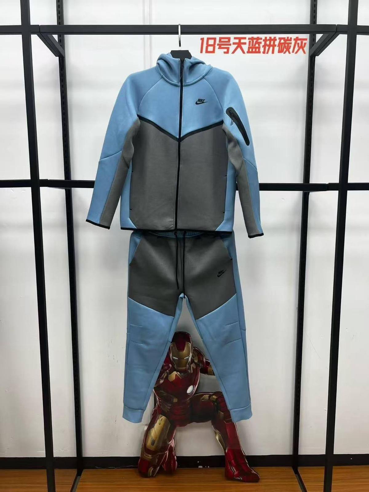 Nike No. 18 Color-Block Hooded Tracksuit