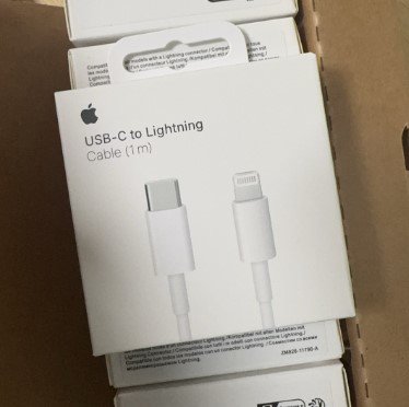 Apple USB-C to Lightning Cable (1 m)
