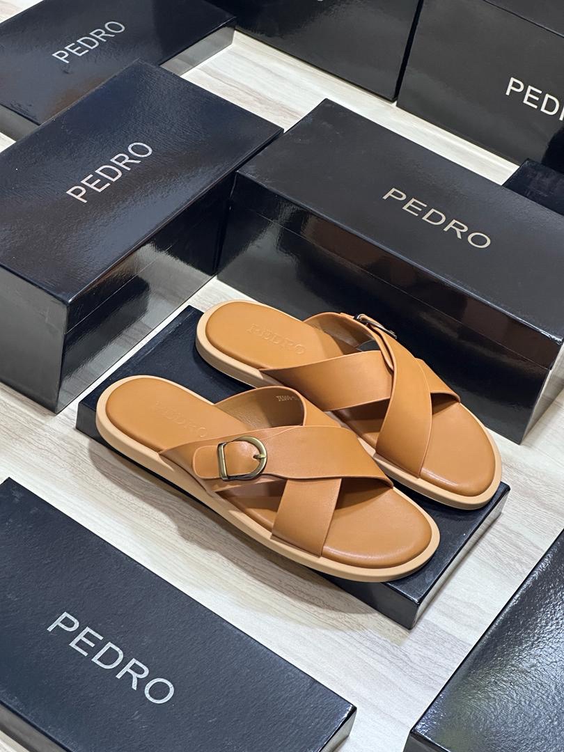 PEDRO Cross-Strap Buckle Sandals