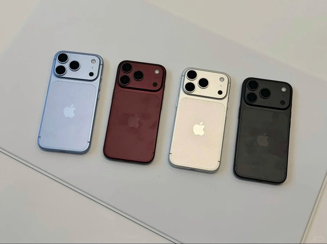 Apple Triple-Camera Smartphones