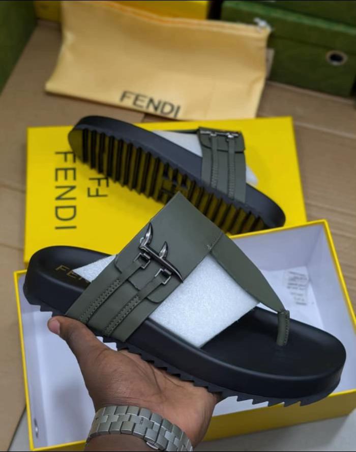 FENDI Hardware Thong Sandals