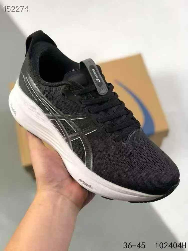 ASICS 102404H Running Shoes