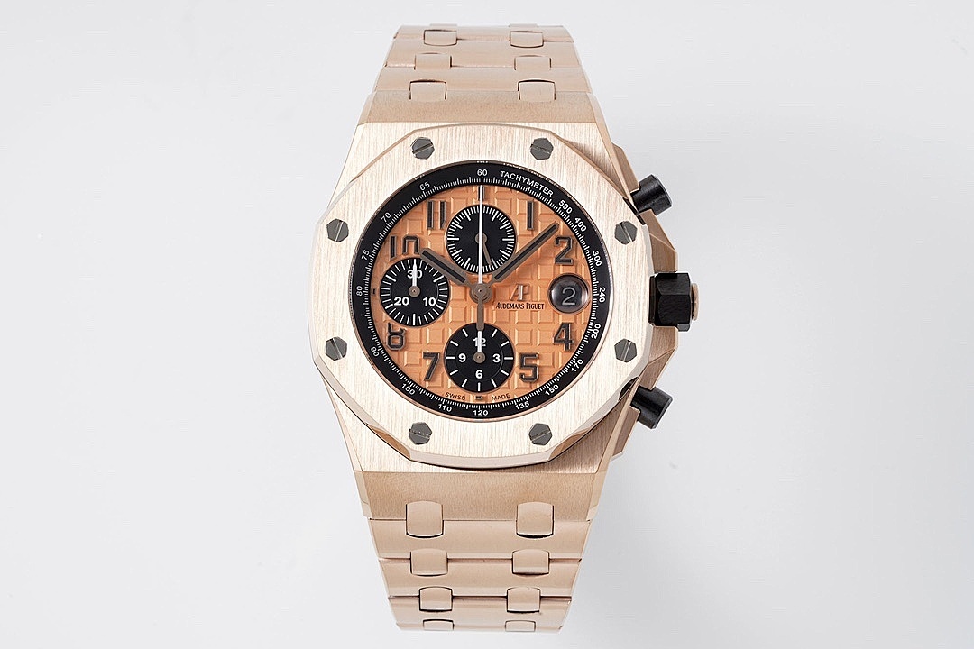 Rose Gold Chronograph Wristwatch