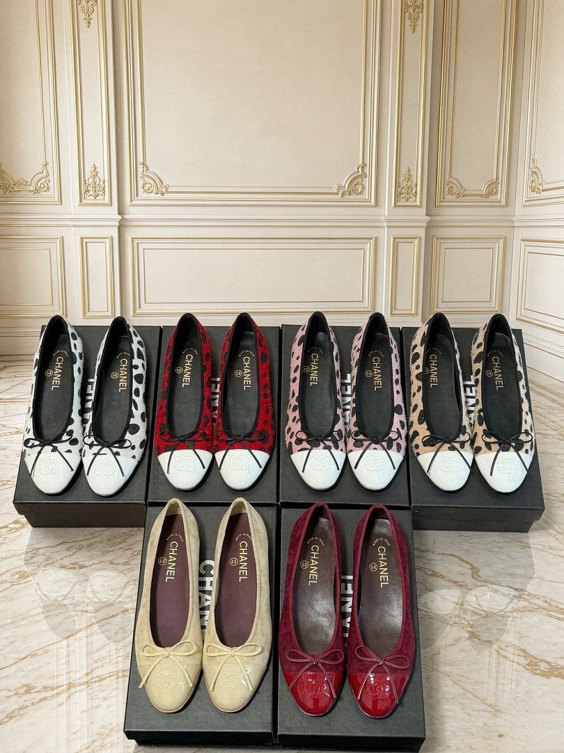 Chanel Bow Cap-Toe Ballet Flats