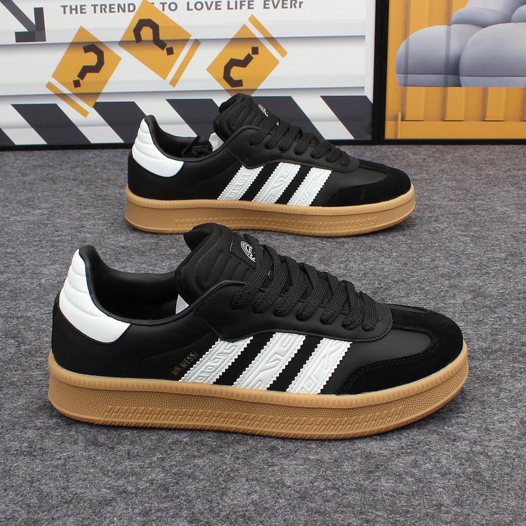 Black Low-Top Gum-Sole Sneakers
