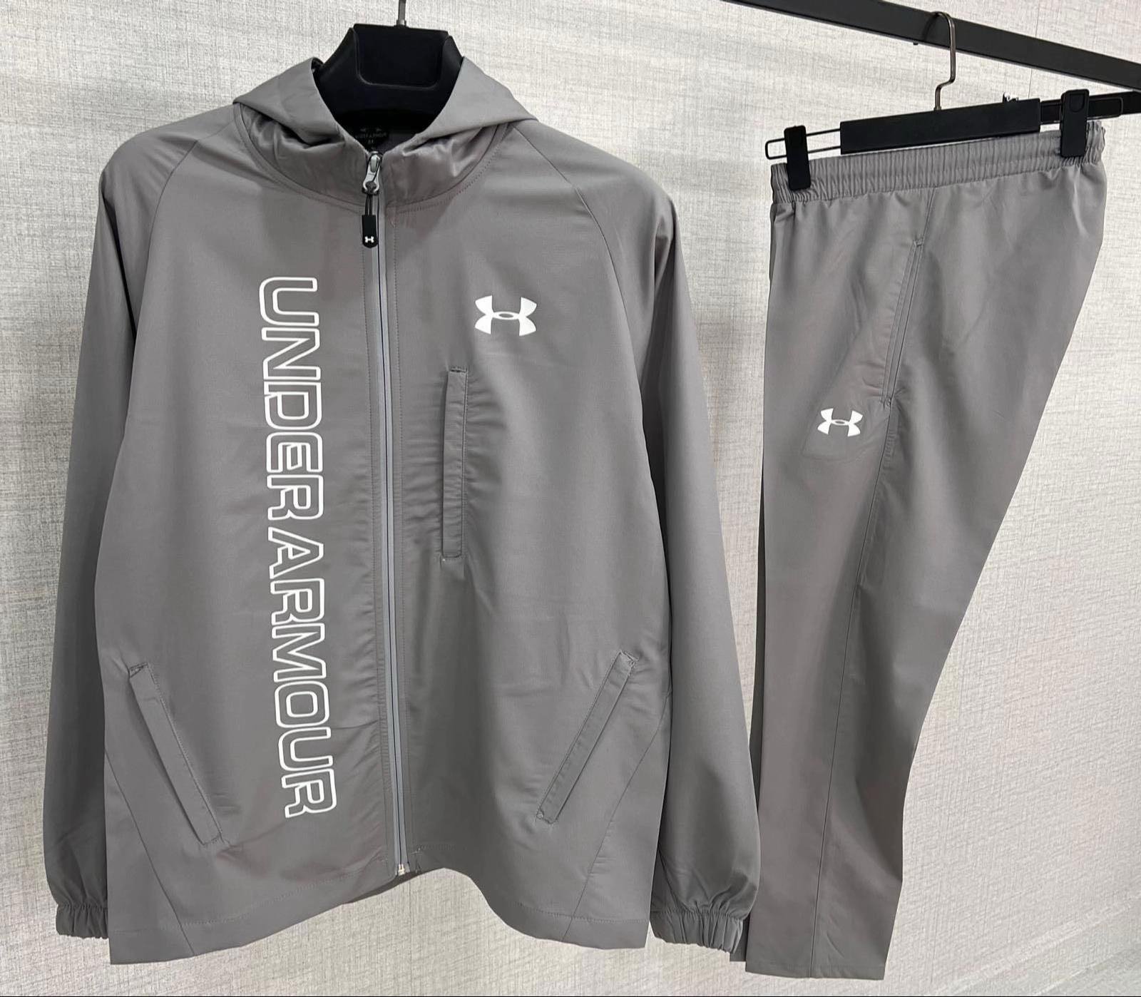 Under Armour Gray Logo Tracksuit