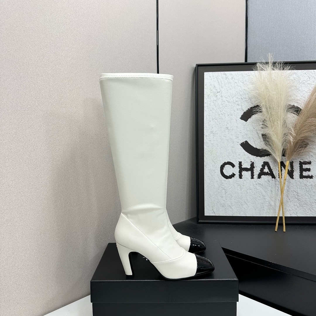 Two-Tone Knee-High Heeled Boots