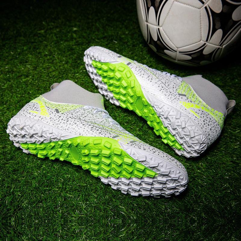 Low-Top Turf Soccer Shoes