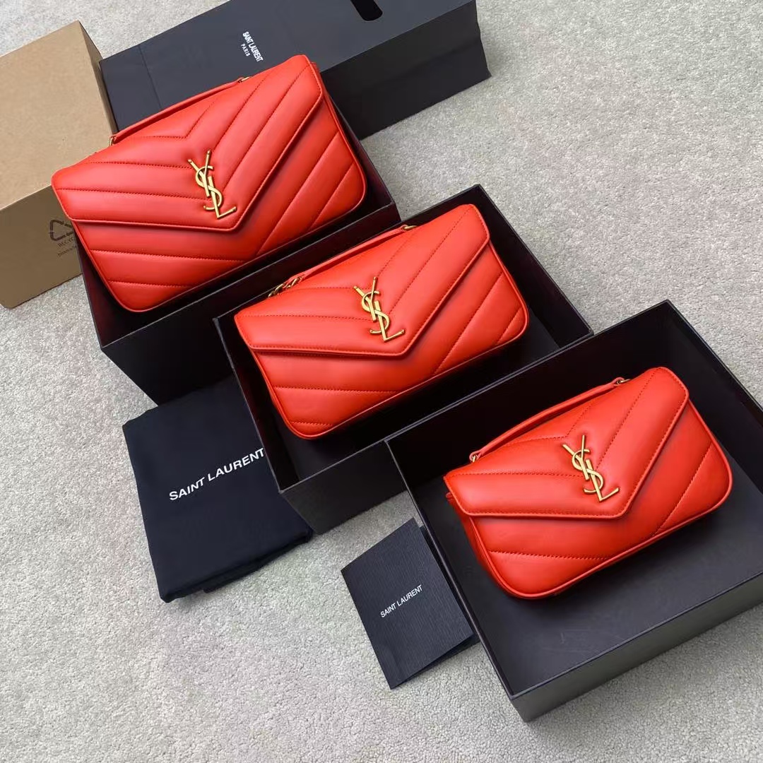 Saint Laurent Chevron Flap Shoulder Bag - Red