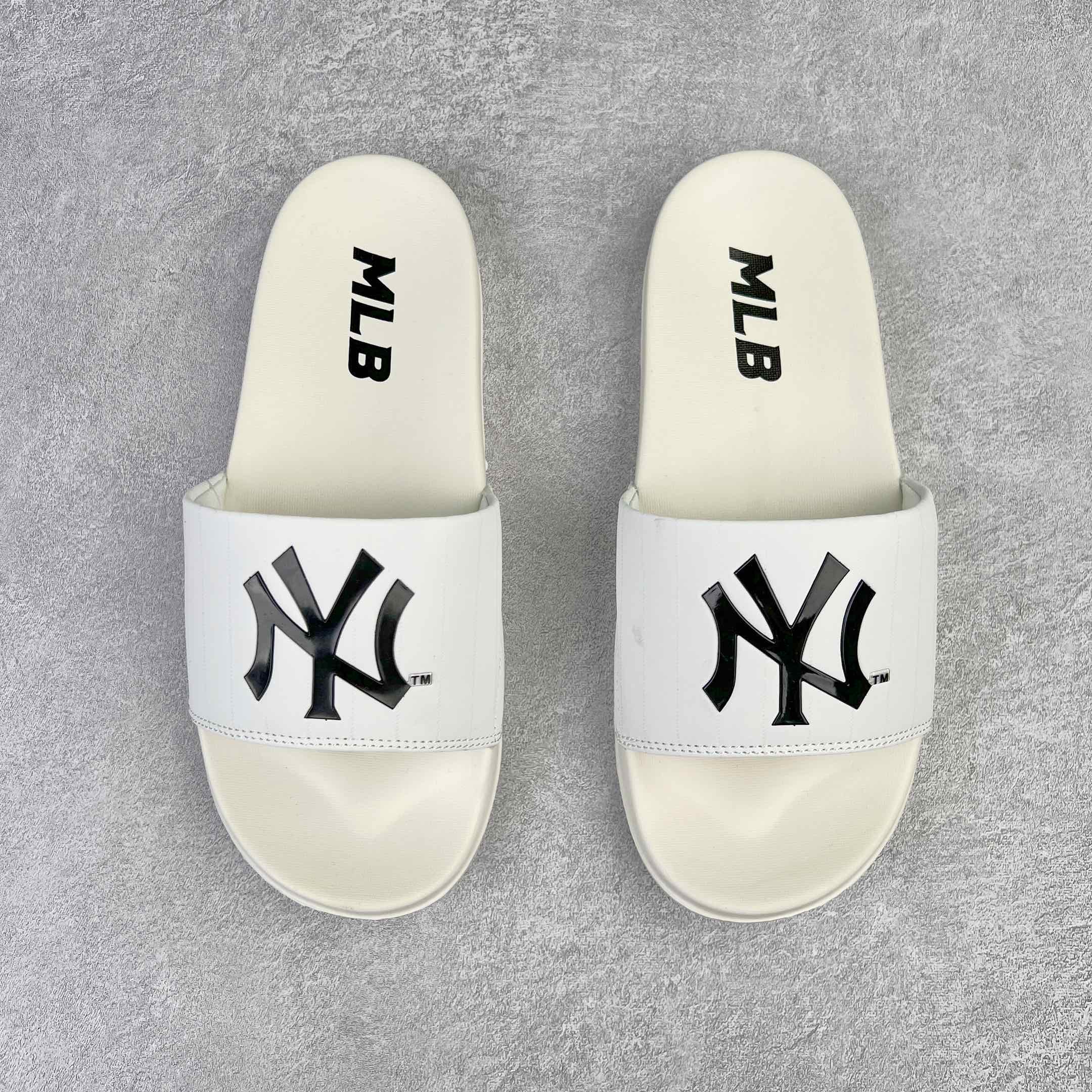 MLB NY Logo Slide Sandals