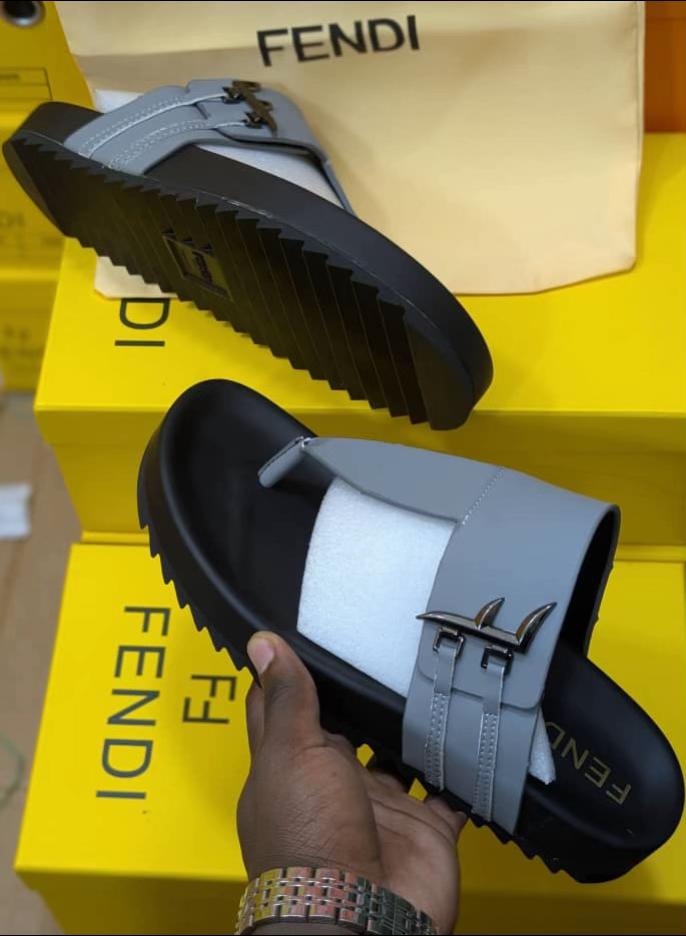 FENDI Hardware Strap Slide Sandals