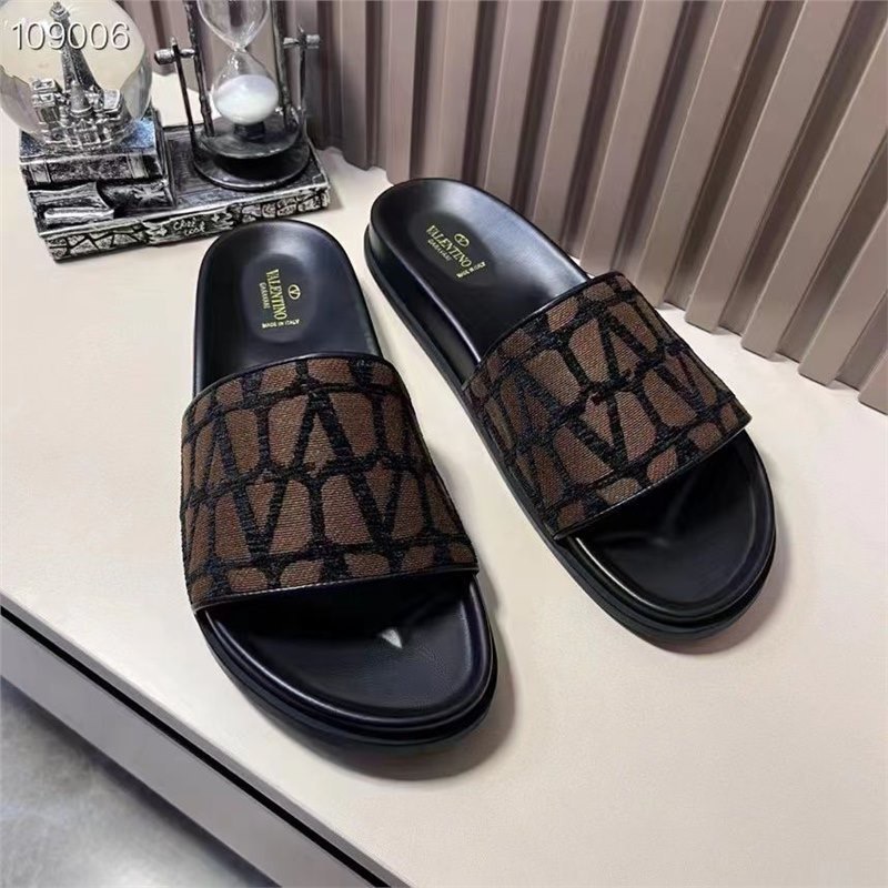 VALENTINO Brown VLogo Wide-Strap Slide Sandals 109006