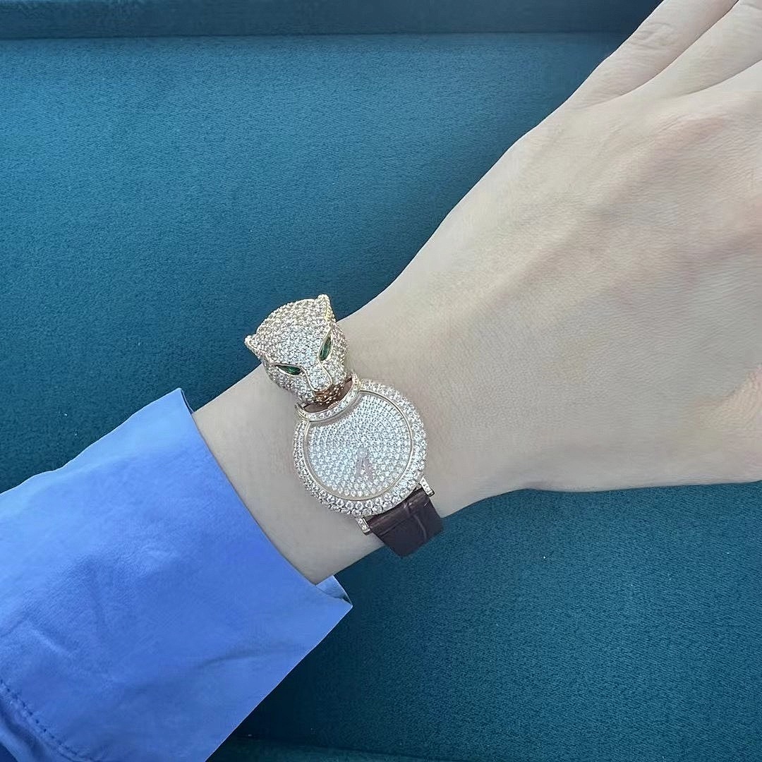 Crystal Panther Women's Wristwatch