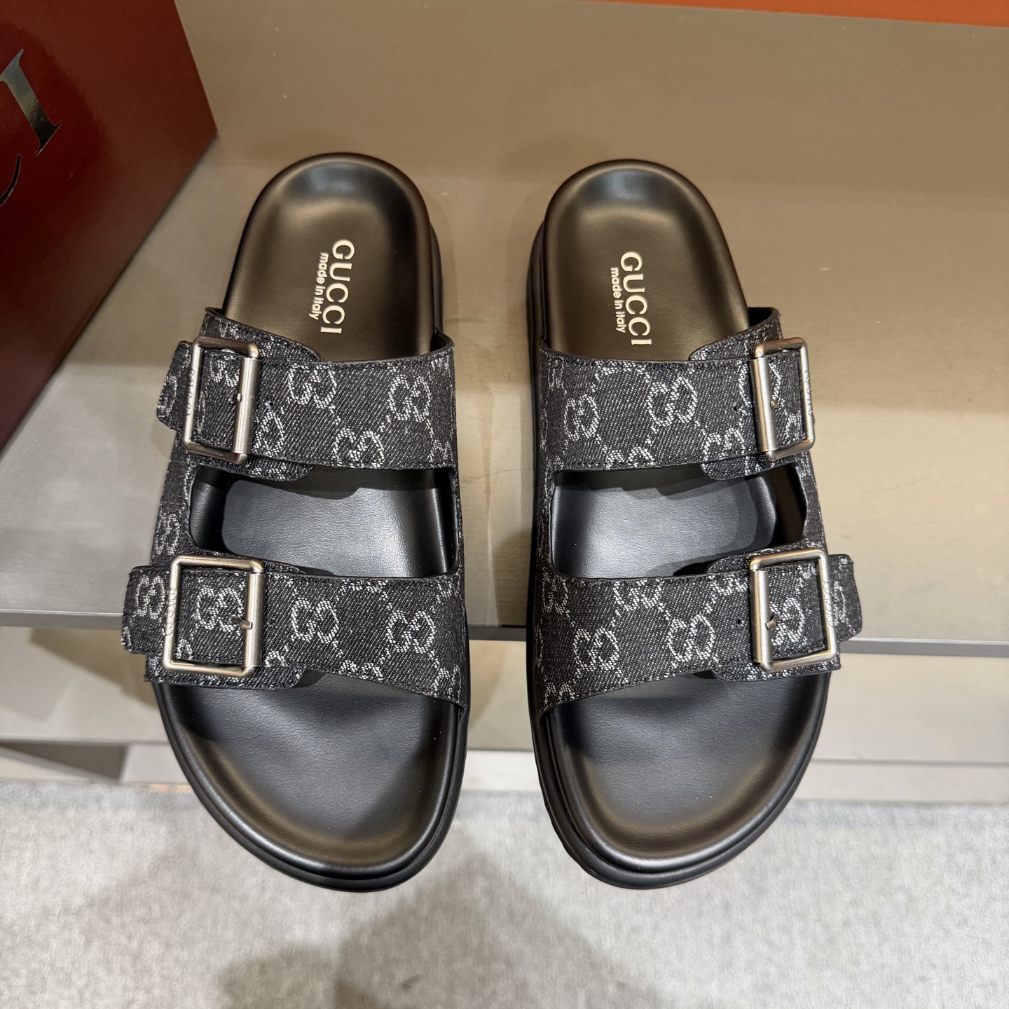 GUCCI Black GG Double-Buckle Slide Sandals