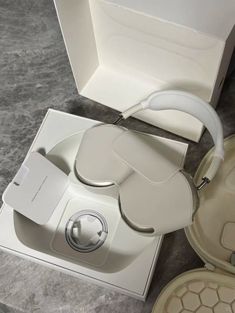 Over-Ear Wireless Headphones