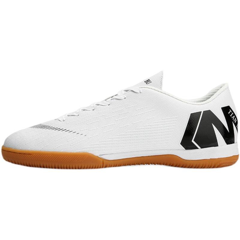 TIAN BU Indoor Soccer Shoes