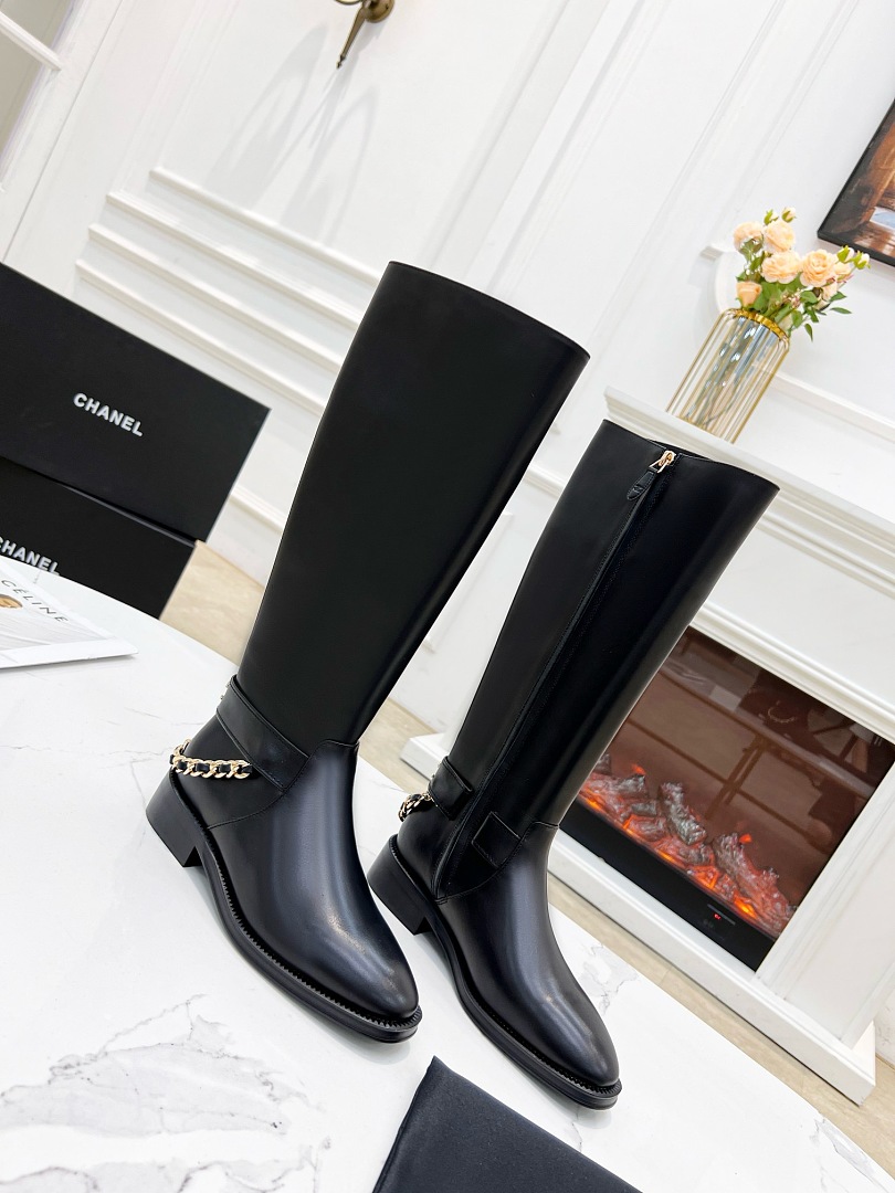Women's Chain Detail Knee-High Boots