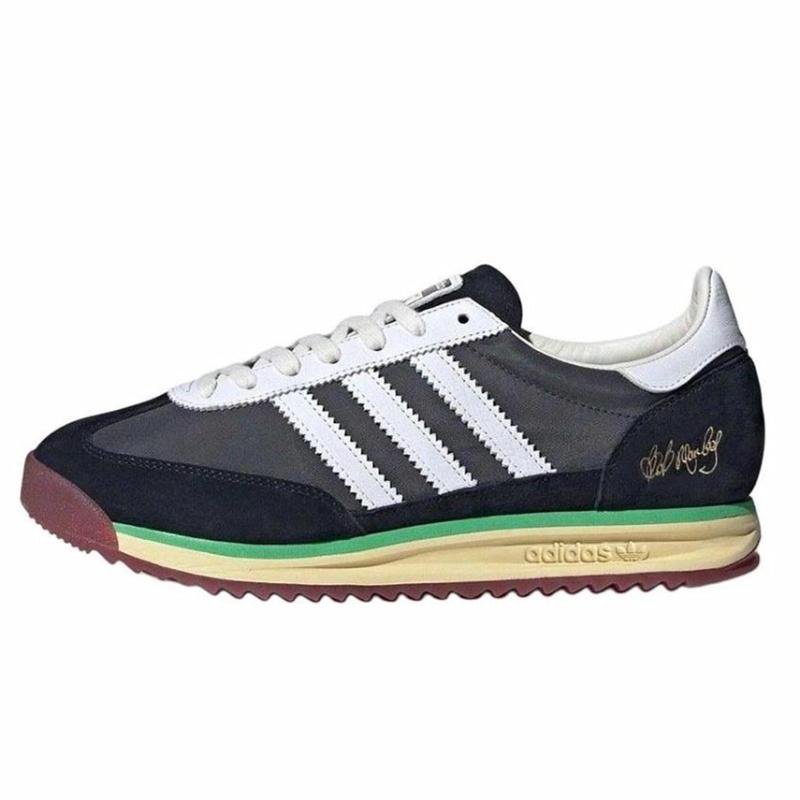 adidas Low-Top Sneakers