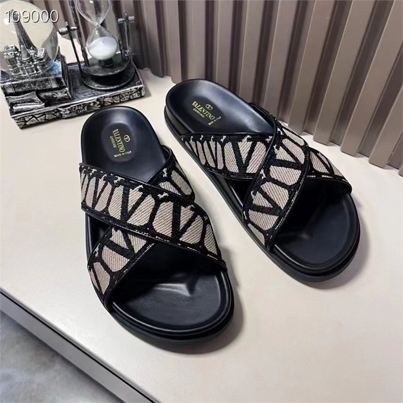 VALENTINO Beige VLogo Cross-Strap Slide Sandals 109000