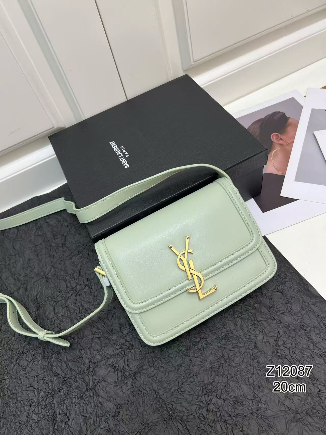 Z12087 Small Crossbody Bag