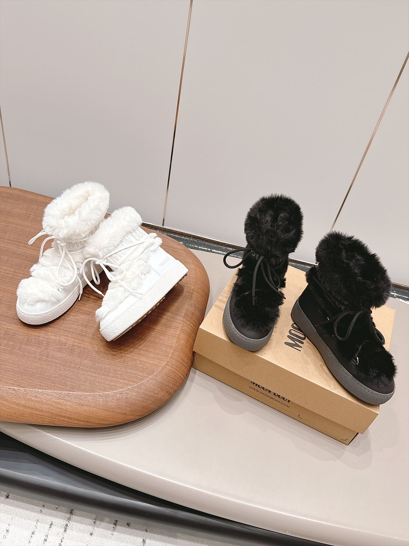 Faux Fur Lace-Up Snow Boots
