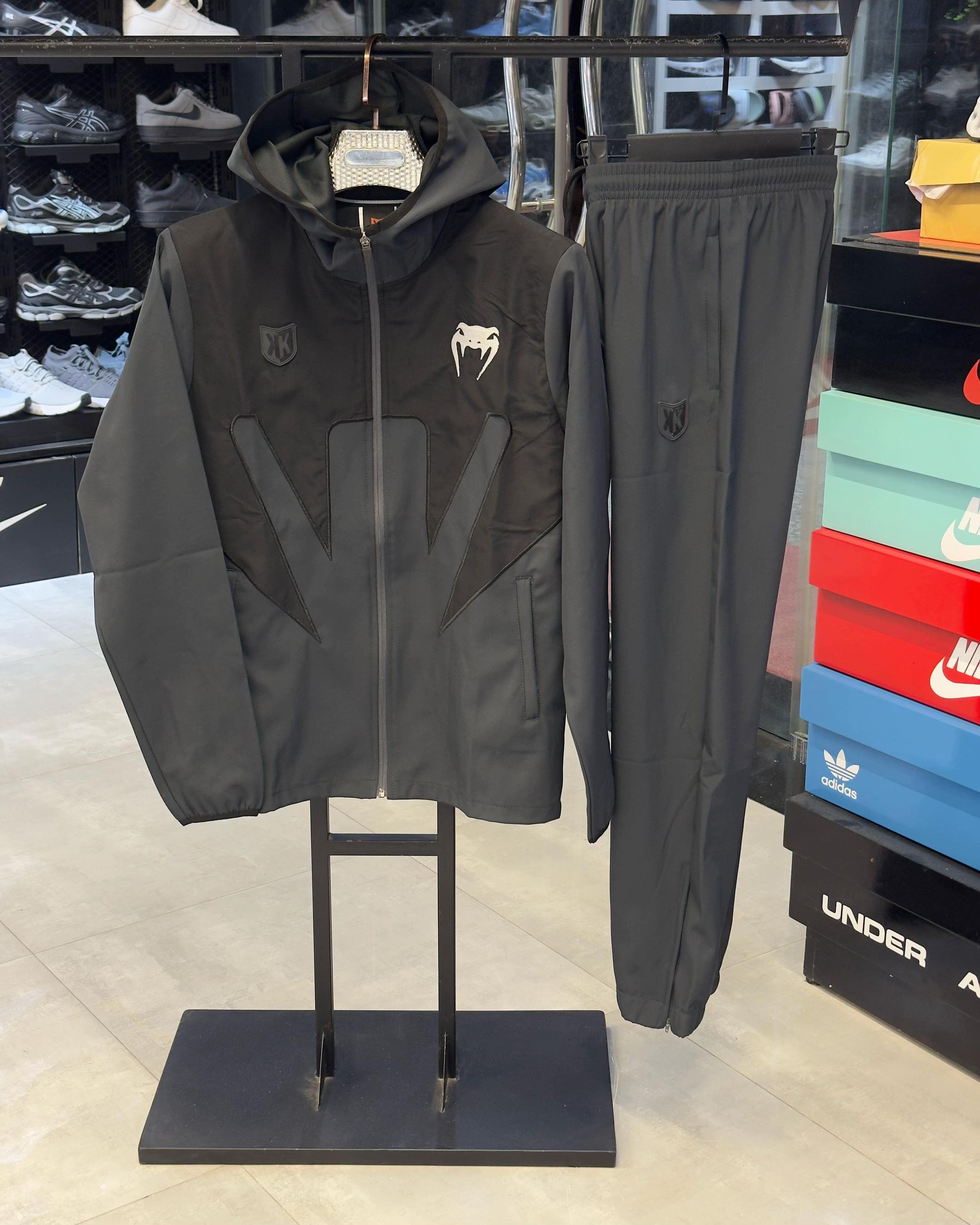 Venum Black Hooded Tracksuit