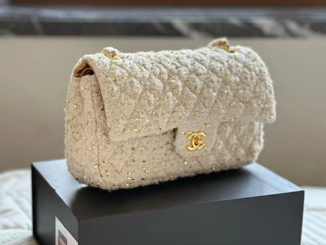 Textured Fabric Flap Shoulder Bag