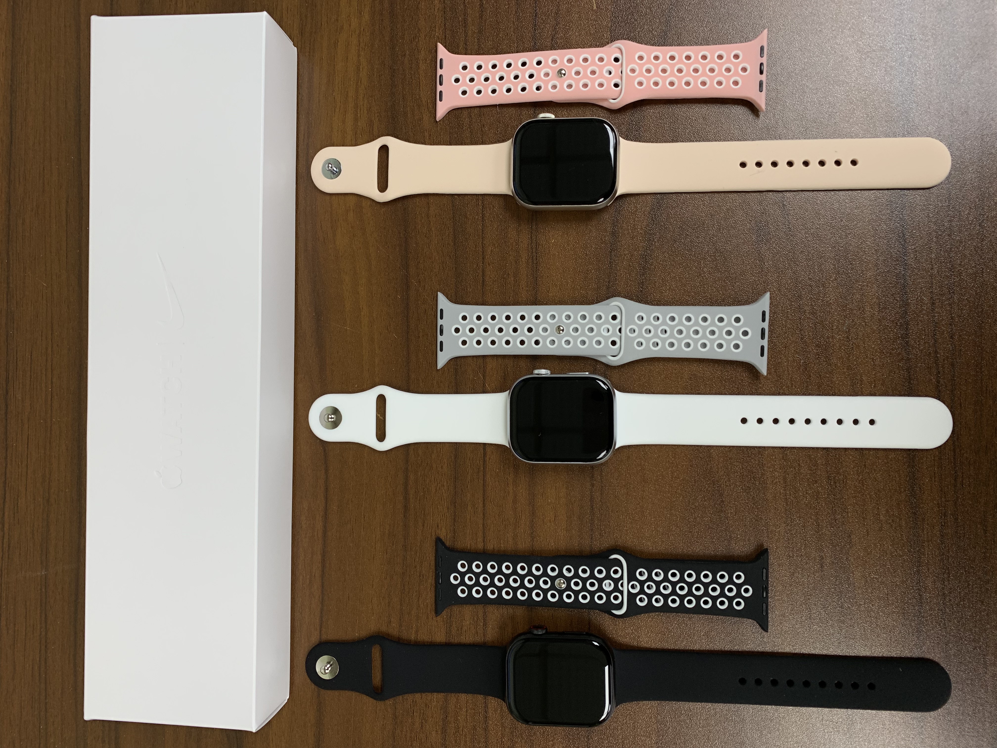 Apple Watch-Style Smartwatch with Interchangeable Sport Bands