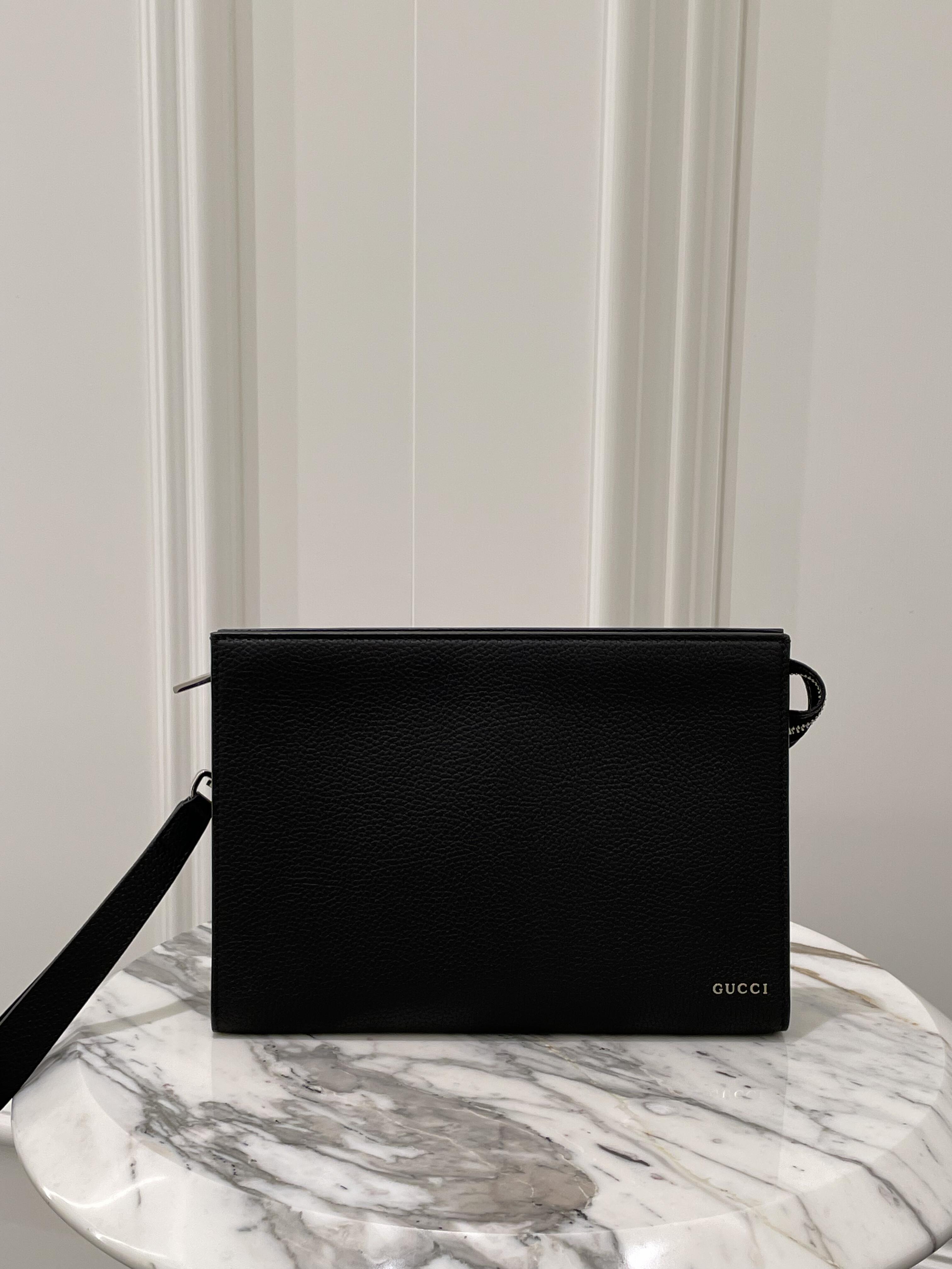 Gucci Black Textured Wristlet Clutch