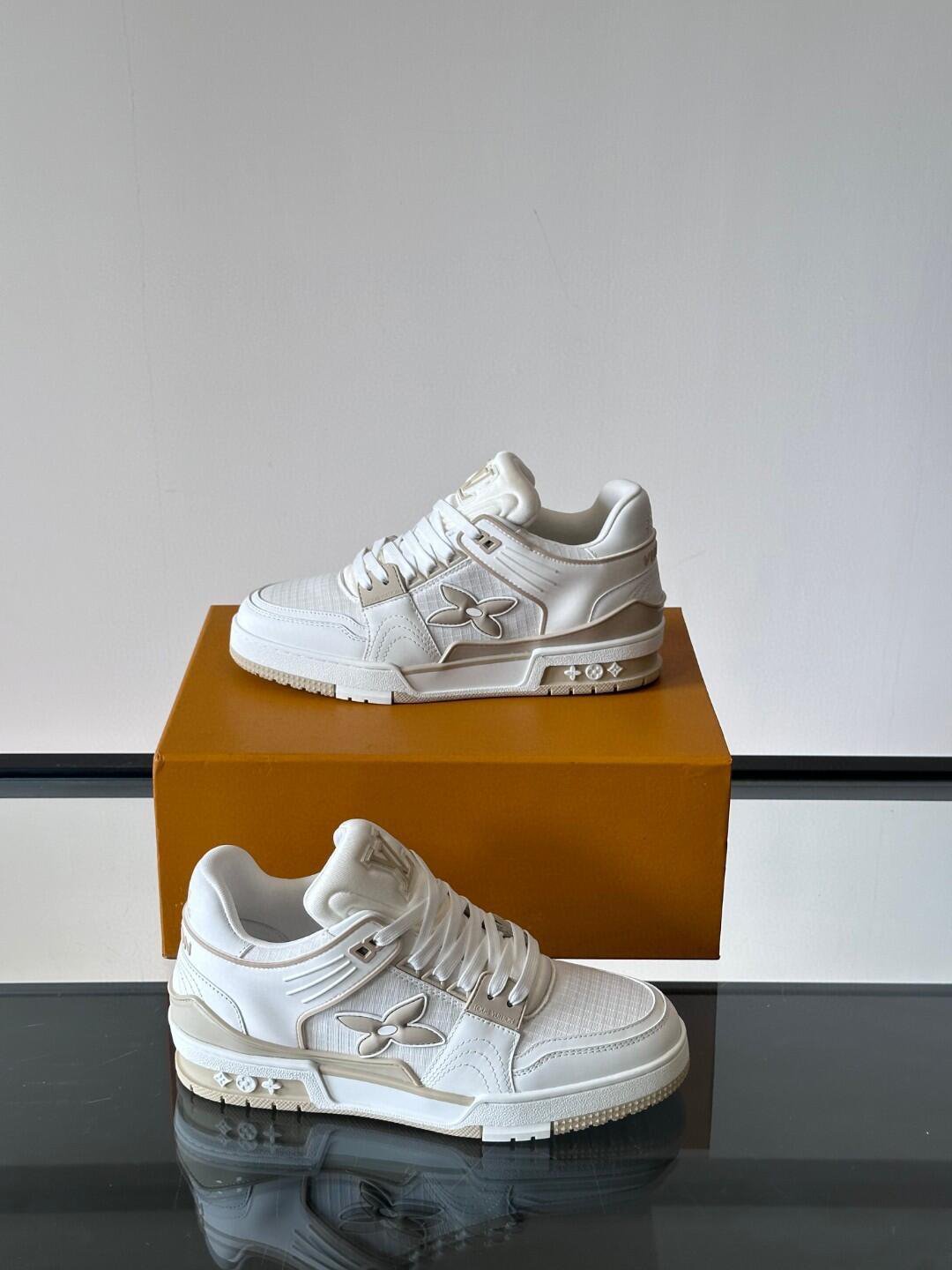 White Monogram-Accent Low-Top Sneakers