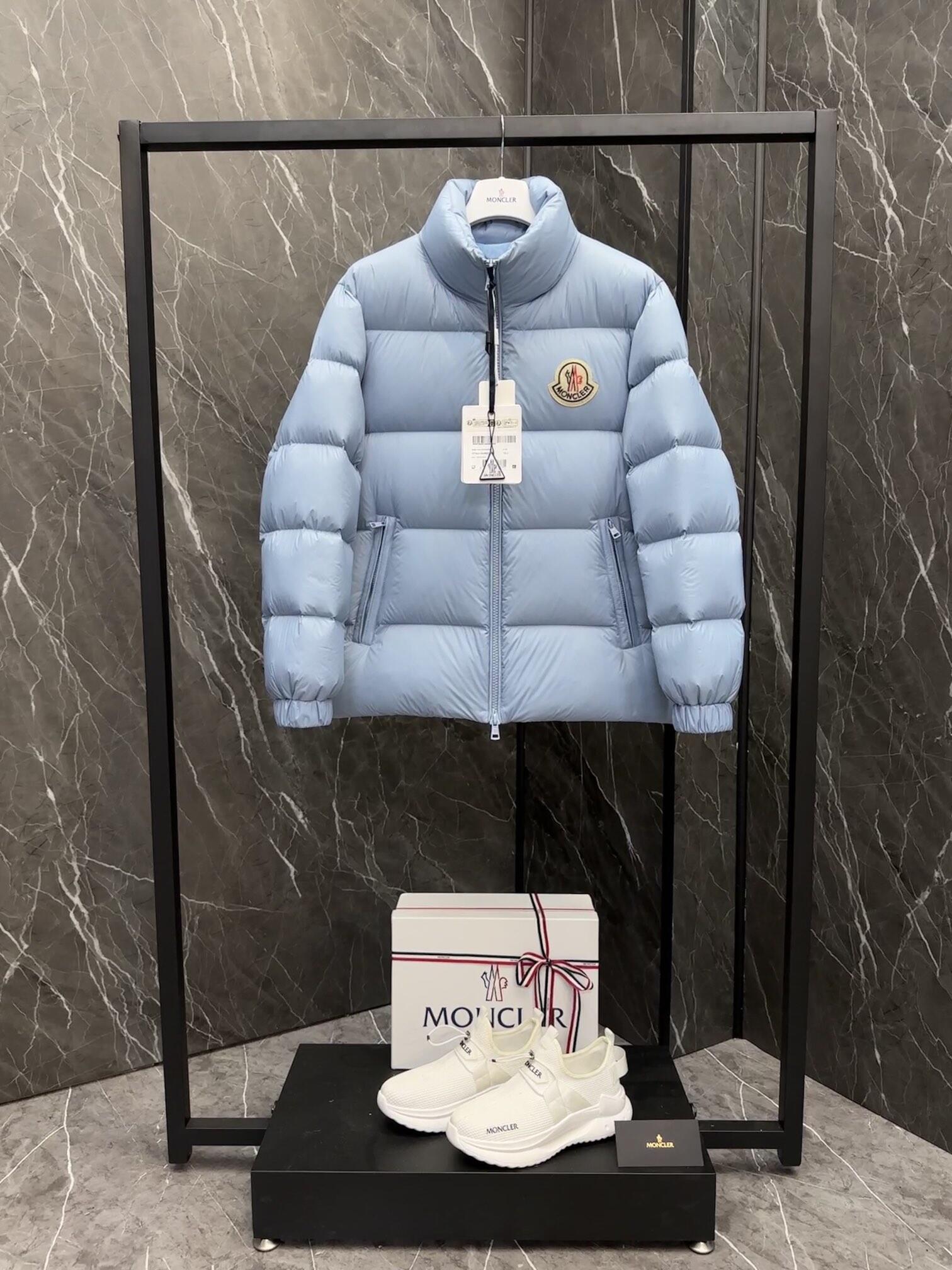 MONCLER Stand-Collar Puffer Jacket