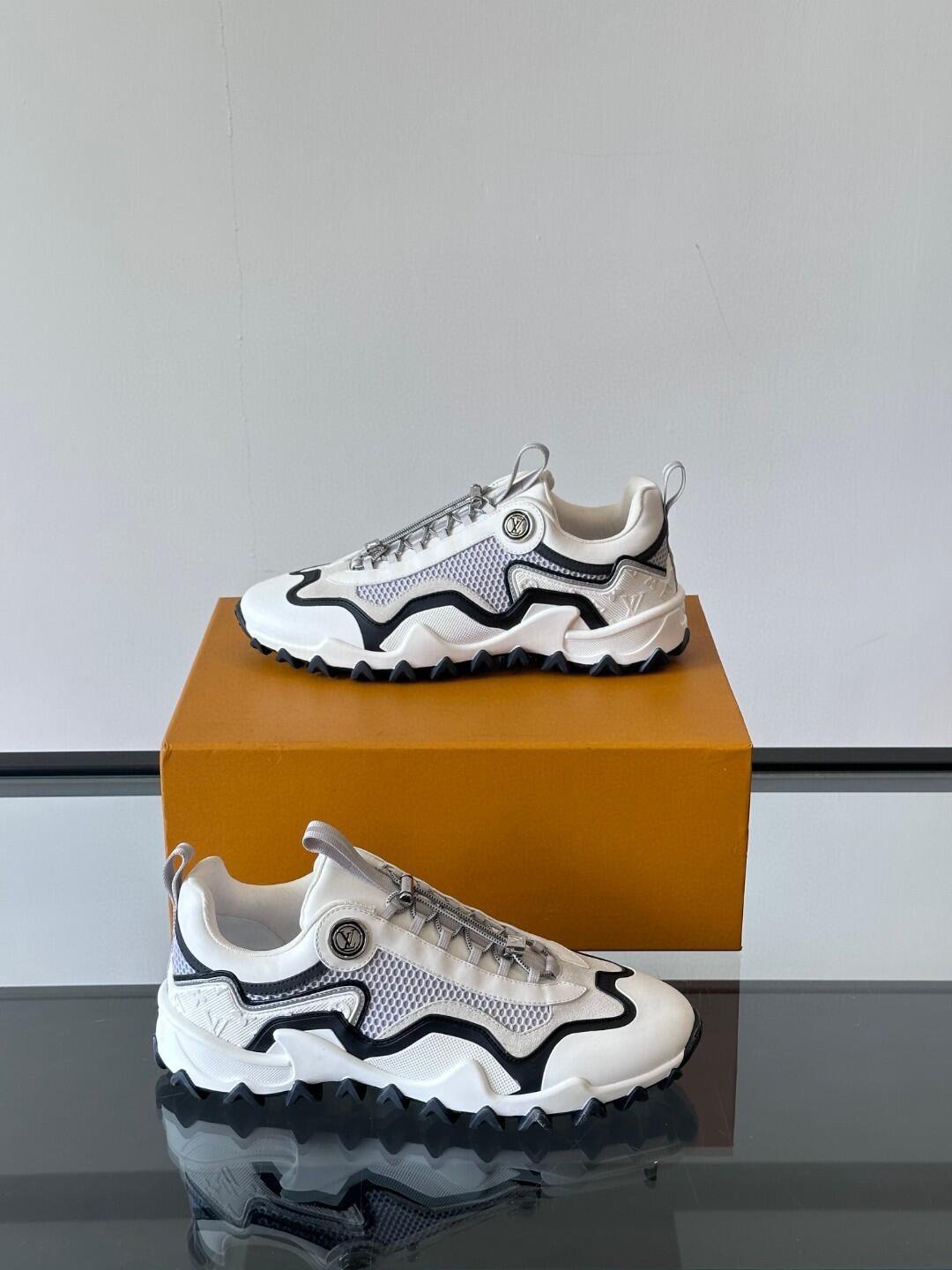 White and Black Rugged-Sole Trail Sneakers