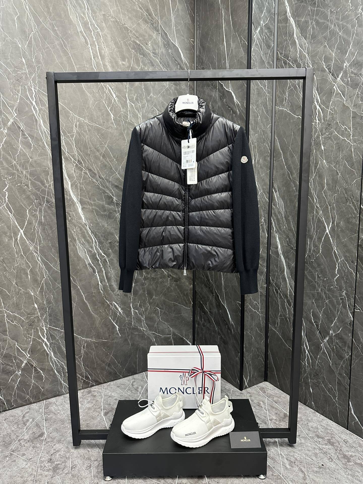 MONCLER Chevron Puffer Hybrid Jacket