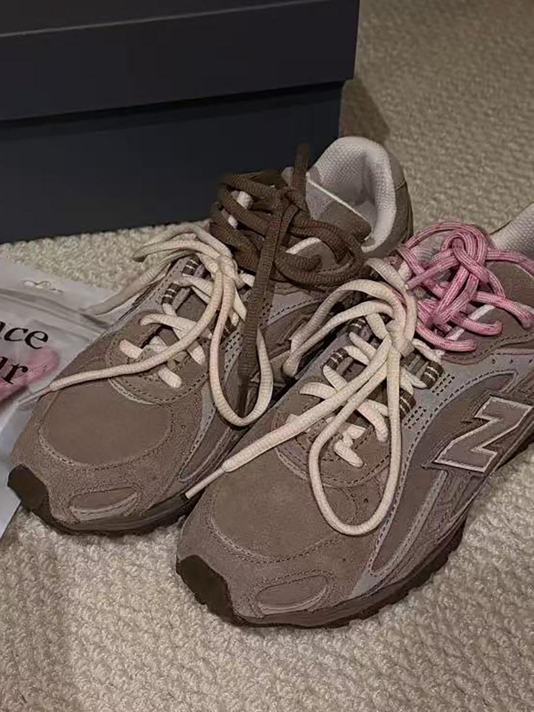 N-Logo Taupe Retro Sneaker