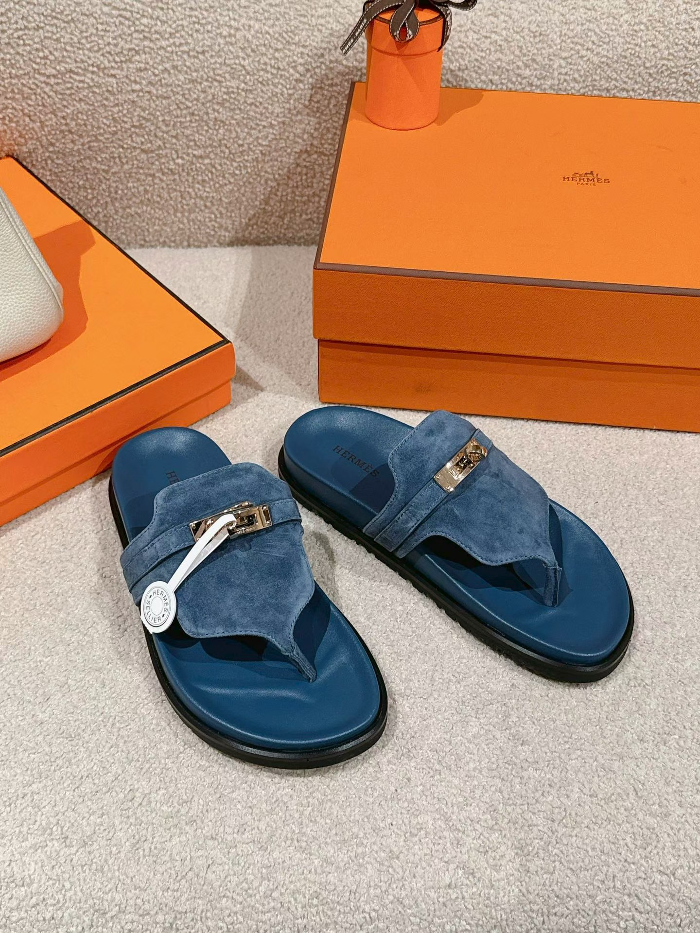 Hermès Suede Thong Sandals - Blue