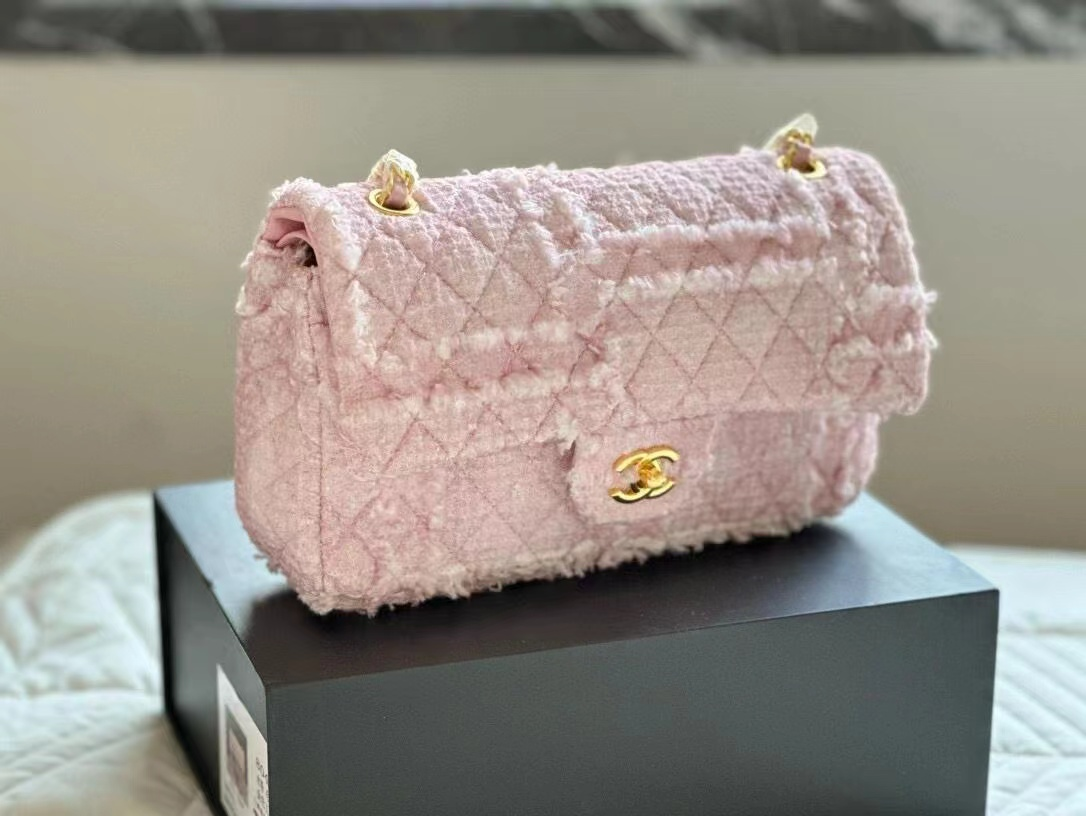 Light Pink Textured Quilted Flap Shoulder Bag
