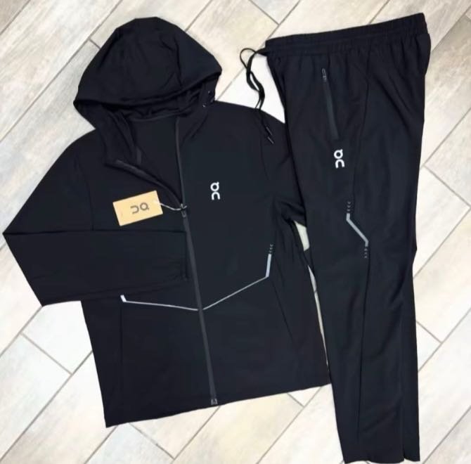 On Running Black Hooded Performance Tracksuit