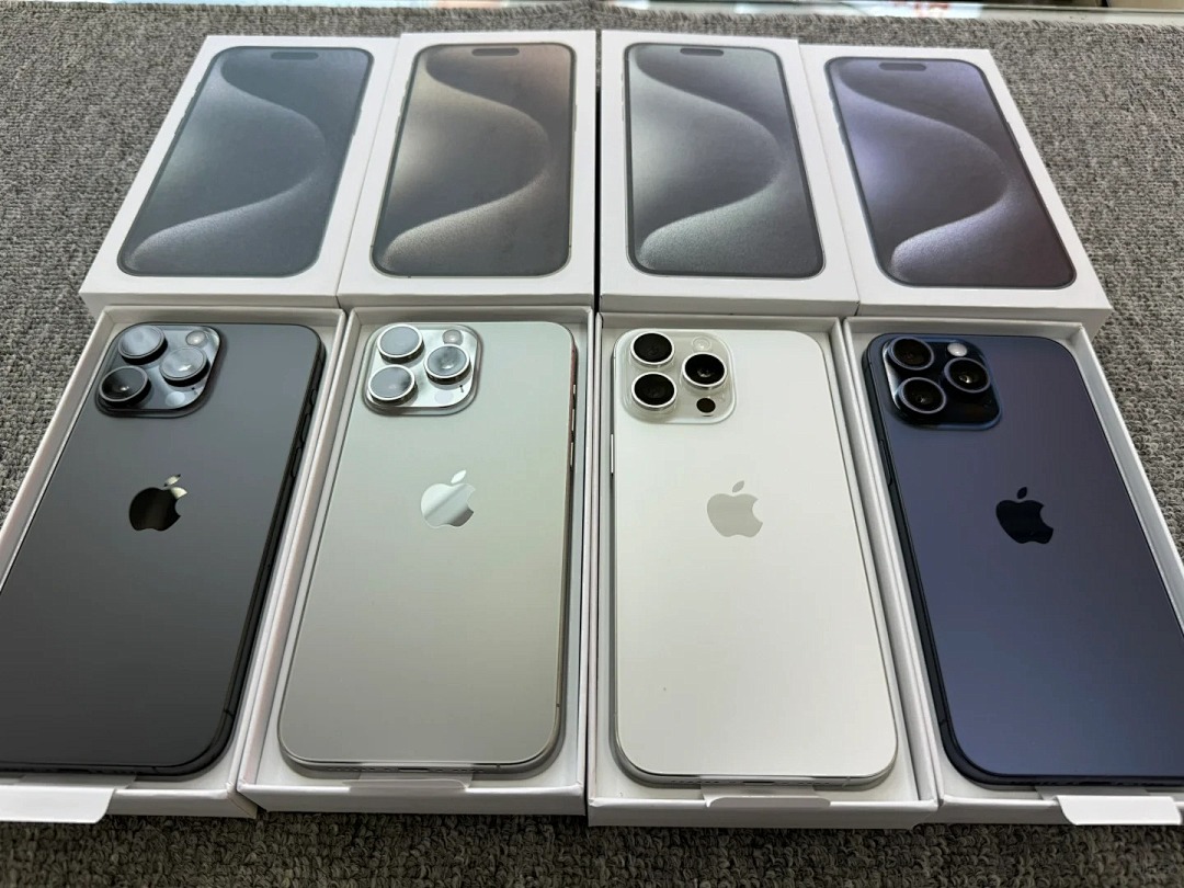 Apple iPhone Pro Smartphones