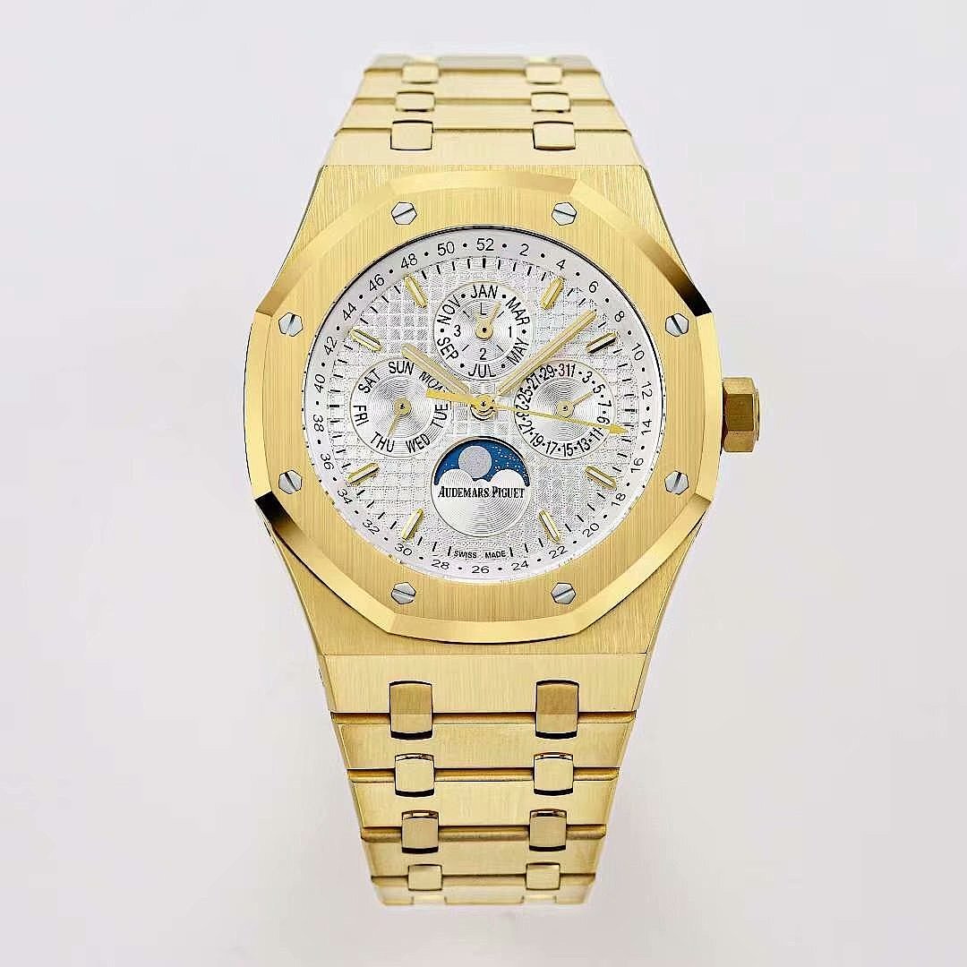 Audemars Piguet Gold Calendar Watch