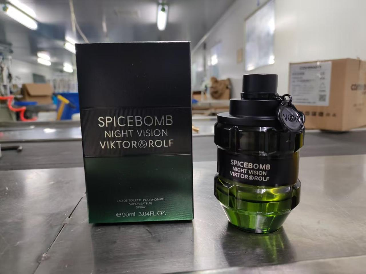 Viktor&Rolf Spicebomb Night Vision Eau de Toilette for Men