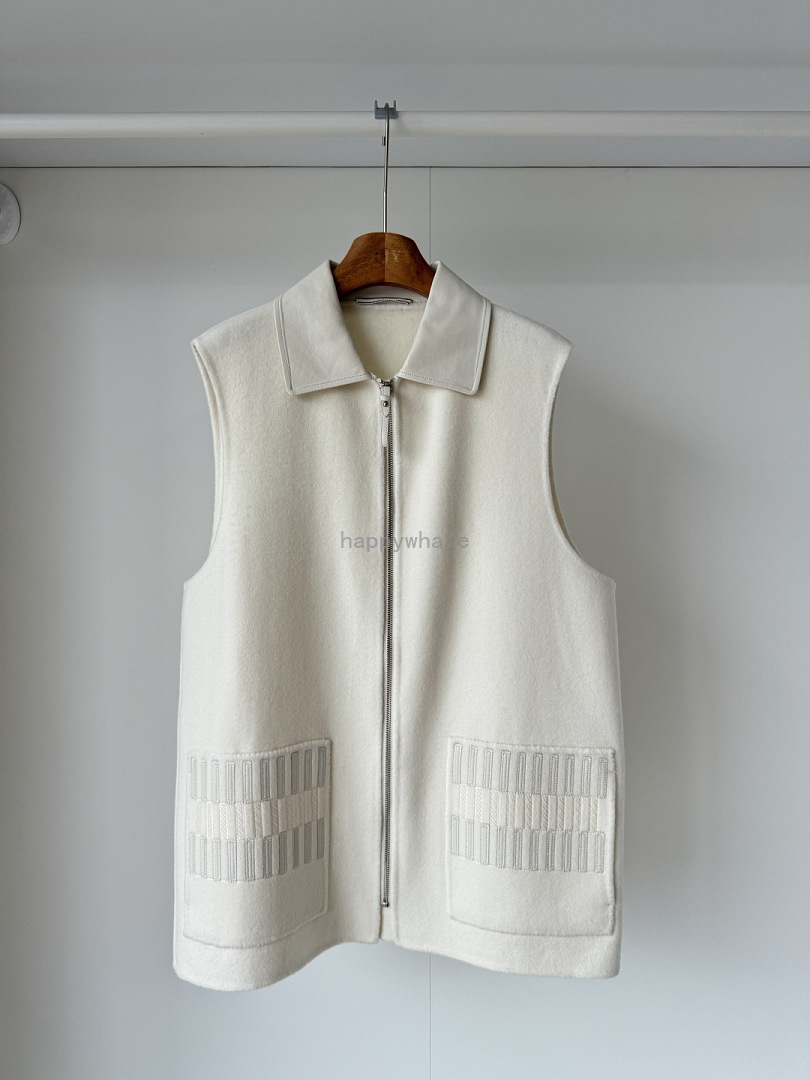 Ivory Zip-Up Collared Vest