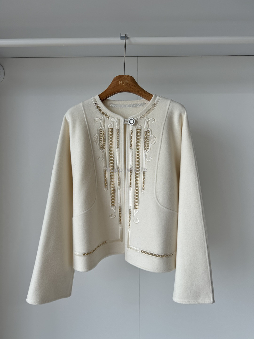 Embroidered Collarless Cropped Jacket