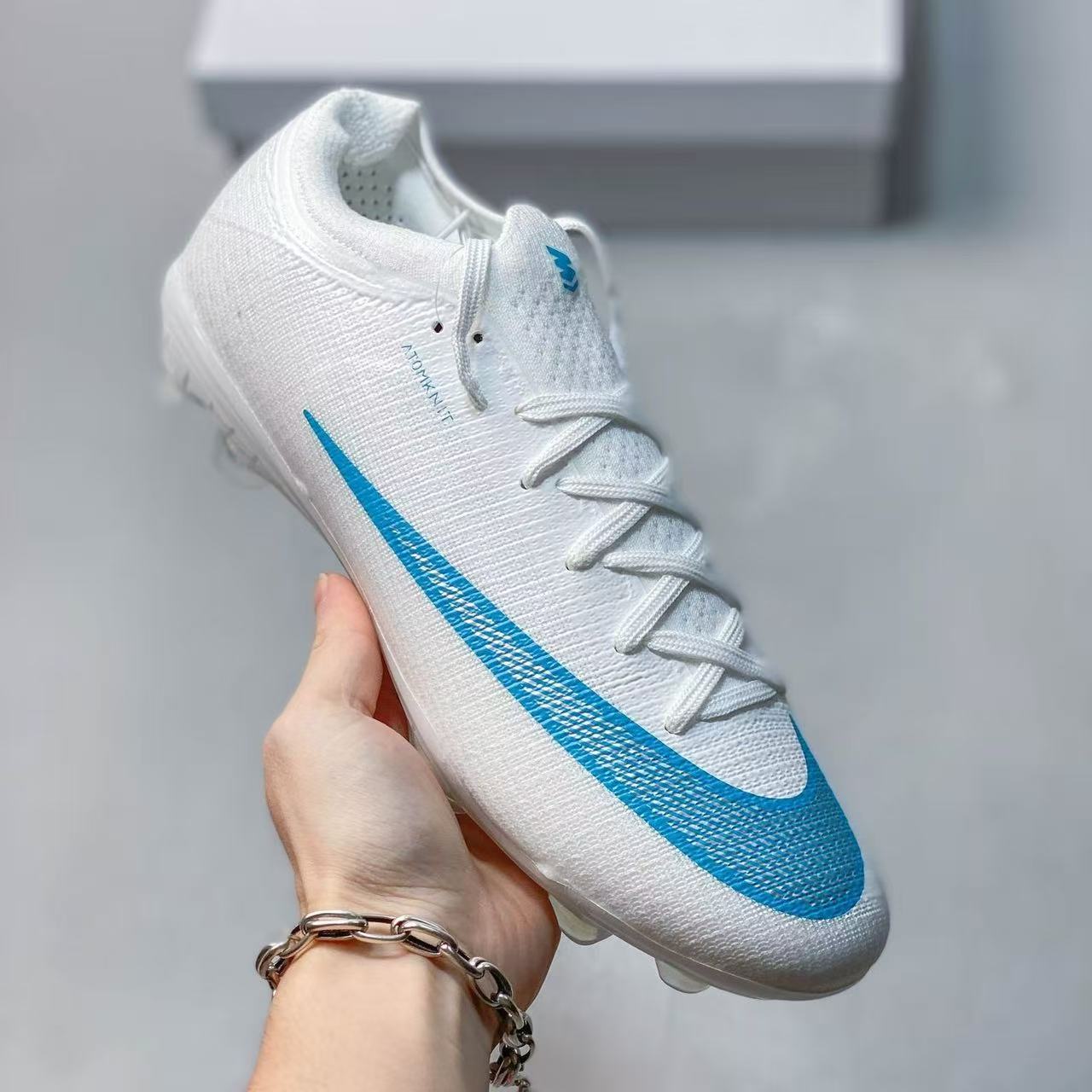 Nike Mercurial Vapor Soccer Cleats