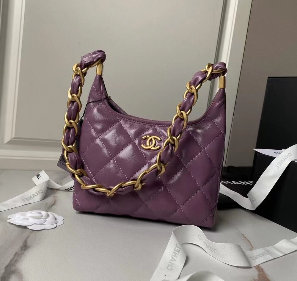Quilted Chain-Handle Hobo Bag - Purple