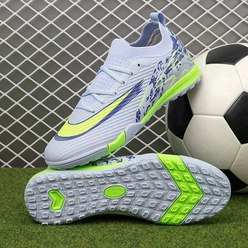 Low-Top Turf Soccer Shoes