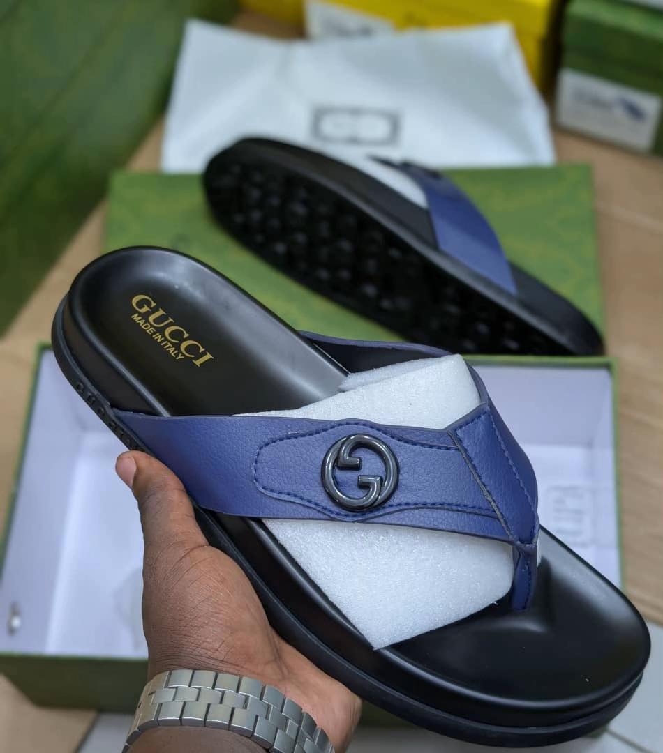GUCCI Double-G Thong Sandals