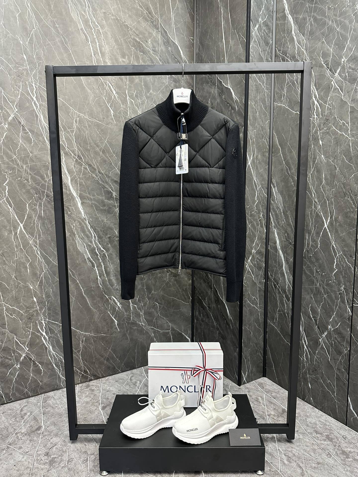 MONCLER Diamond-Quilted Hybrid Puffer Jacket